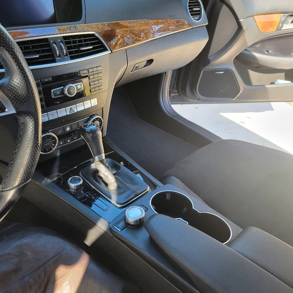 Car - Picture 8 of 10